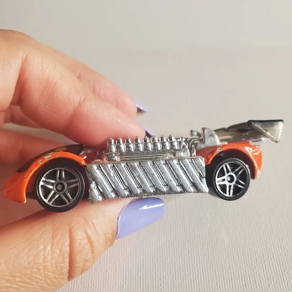 Vintage 2000- Krazy 85 Hot Wheel